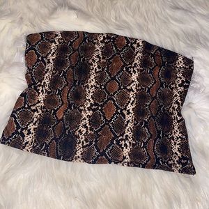 Simple sexy snakeskin 🐍 print tube top!